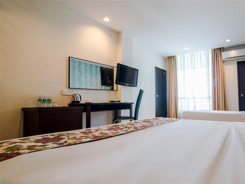 De' Garden Hotel, 3* Butterworth