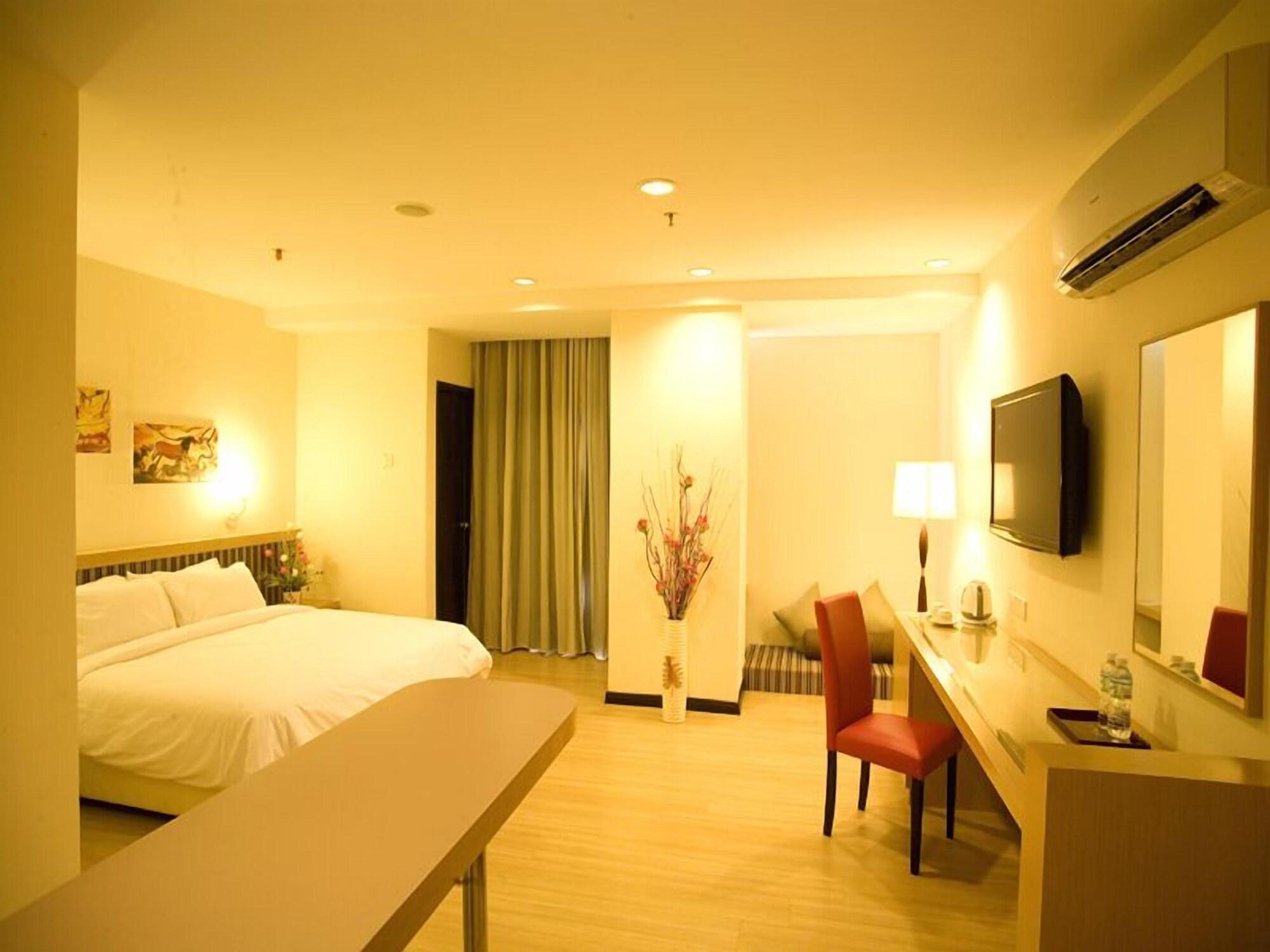 De' Garden Hotel, Hotel 3*
