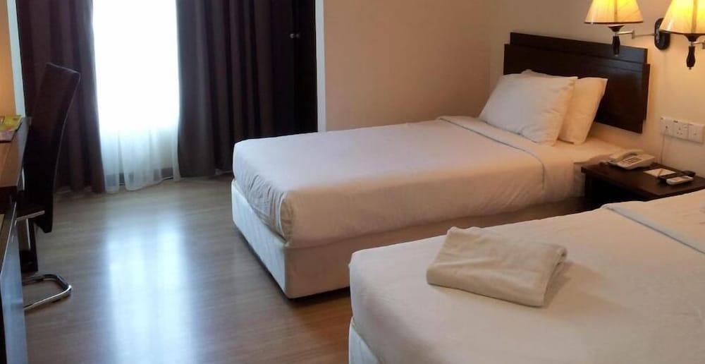 De' Garden Hotel, Hotel 3*